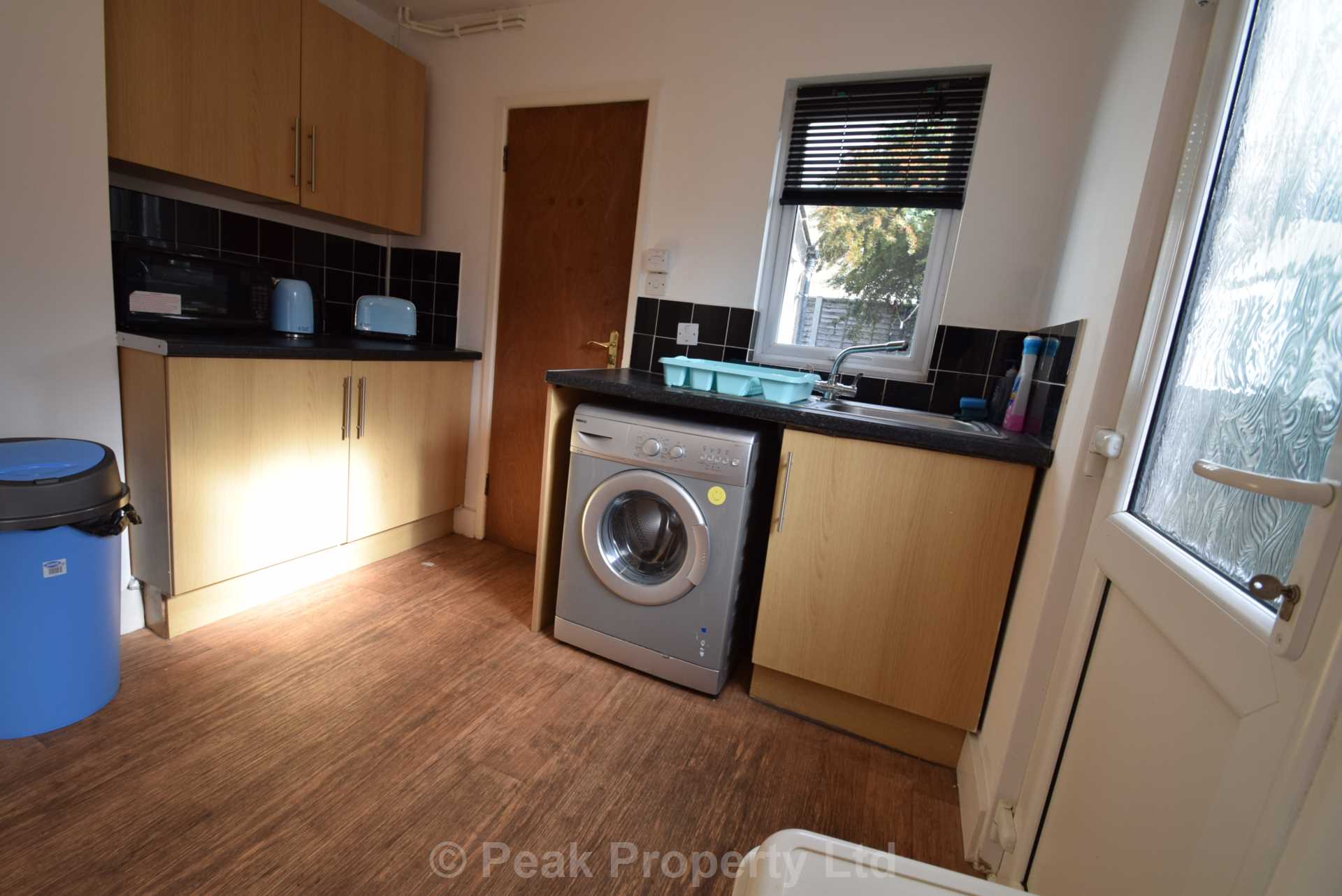 Room 1, Albert Road, Southend On Sea, Image 4