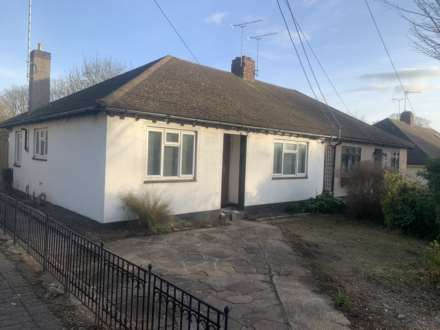 Warren Chase, Thundersley Council Tax C, EPC-D