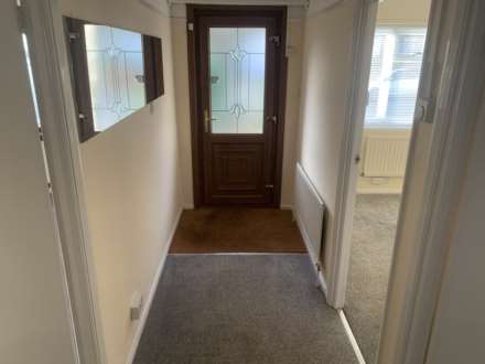 Warren Chase, Thundersley Council Tax C, EPC-D, Image 2