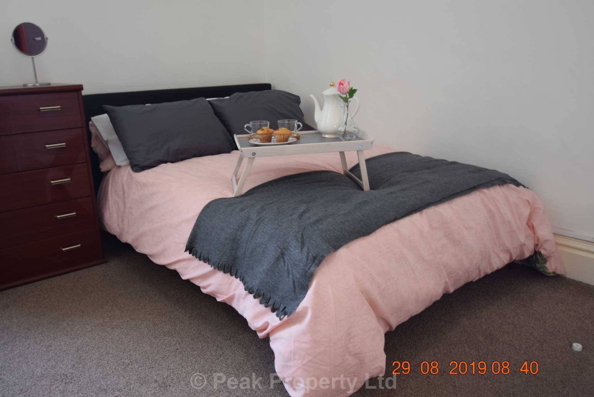 STUDENTS -  5 HUGE ROOMS AVAILABLE!  York Road, Southend On Sea, Image 3