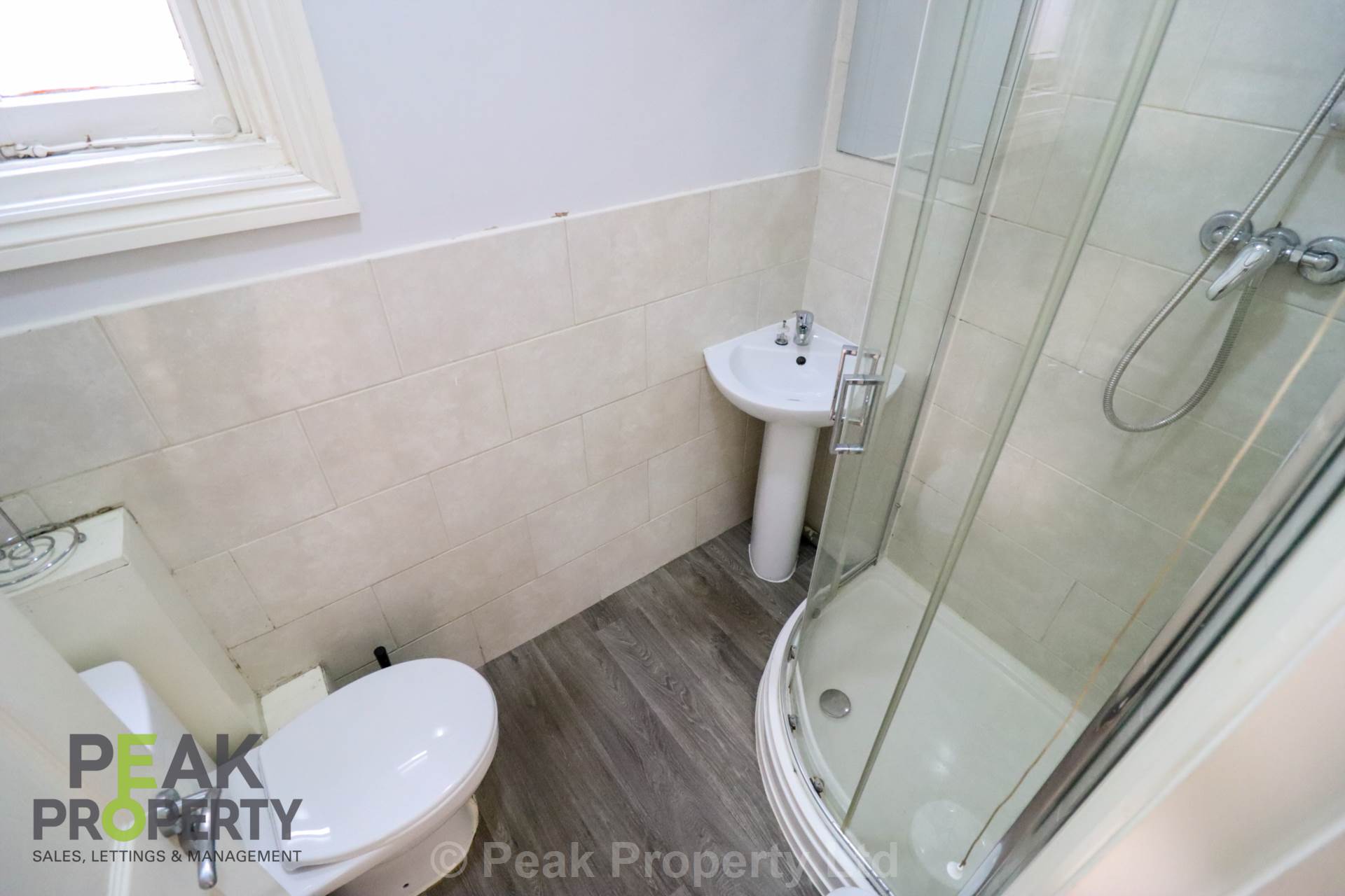 👀PROFESSIONAL ROOMS AVAILABLE👀 Room 1, Weston Road, Southend On Sea, Image 6