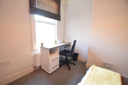 Ambleside Drive, Southend On Sea, Image 4