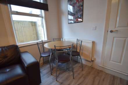 Ambleside Drive, Southend On Sea, Image 6