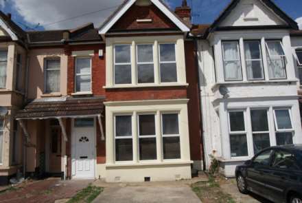 Ambleside Drive, Southend On Sea, Image 9
