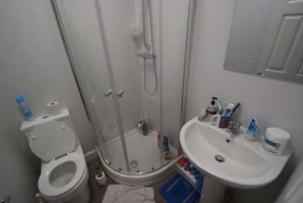 Student House Share - Room 3, North Avenue, Southend On Sea, Image 8