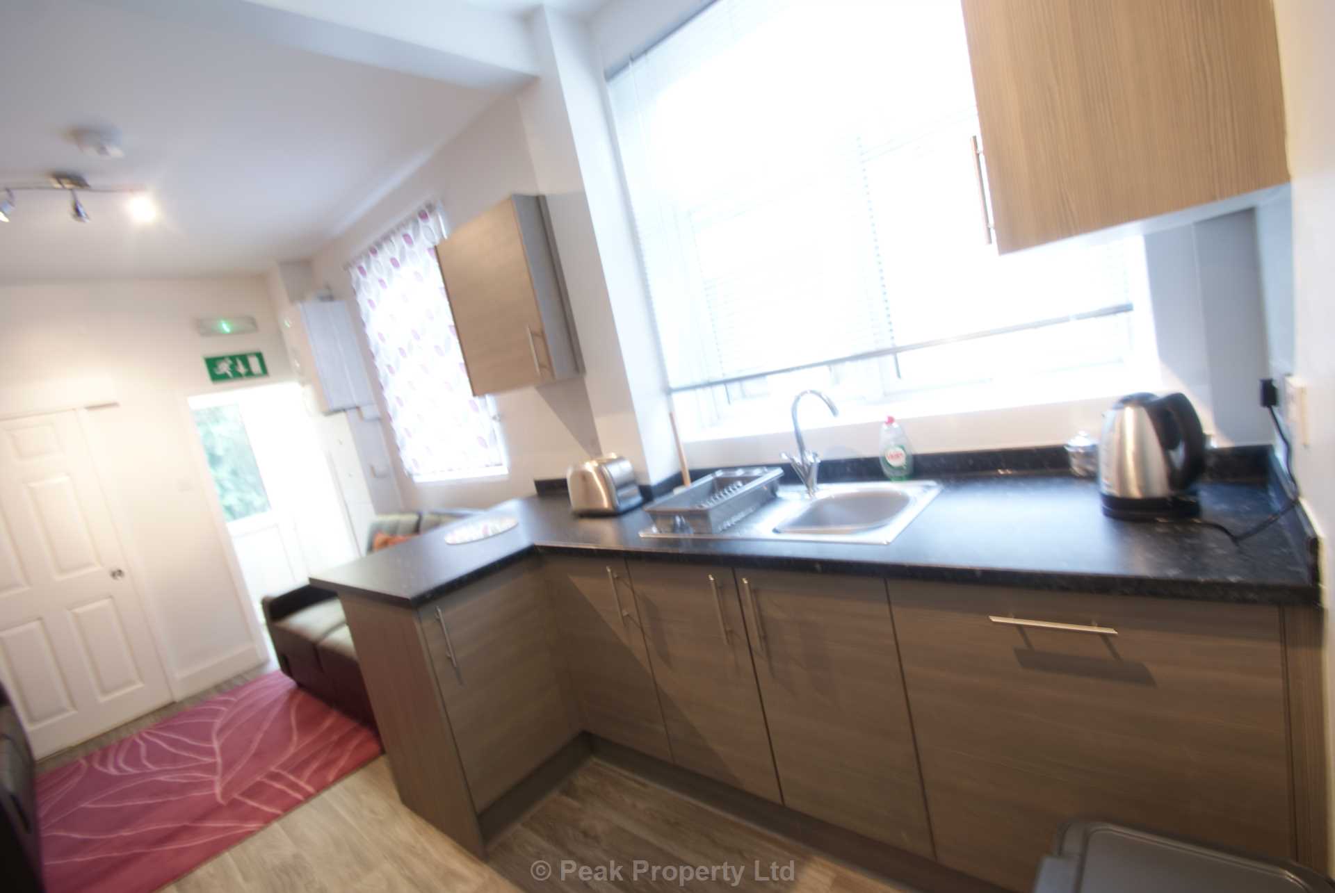 Room 1 Westborough Road, Westcliff On Sea, Image 14