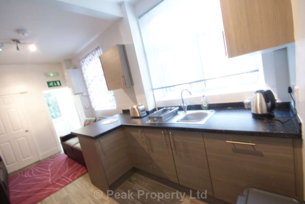 Westborough Road - Close to Southend Hospital available from 18th September, Image 5