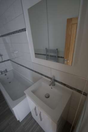 Pall Mall, Leigh On Sea, Image 9