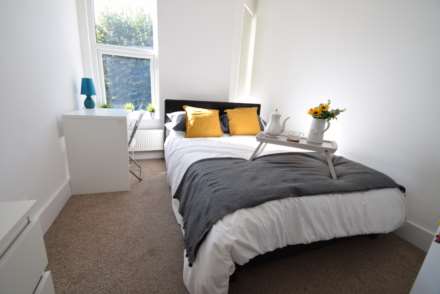 6 Bedroom Room (Double), PRINCES STREET SOUTHEND