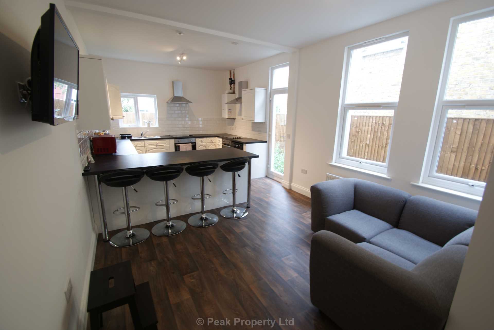 Room 1, Portland Avenue, Southend On Sea, Image 7