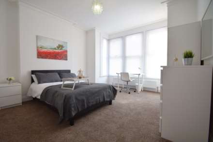 Room 1, Portland Avenue, Southend On Sea