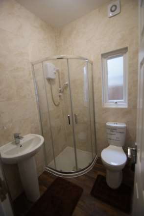 Room 1, Portland Avenue, Southend On Sea, Image 8