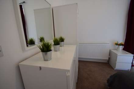 Room 2, Portland Avenue, Southend On Sea, Image 5