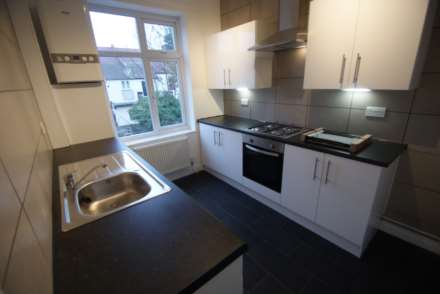 Elderton Road, Westcliff On Sea, Image 2