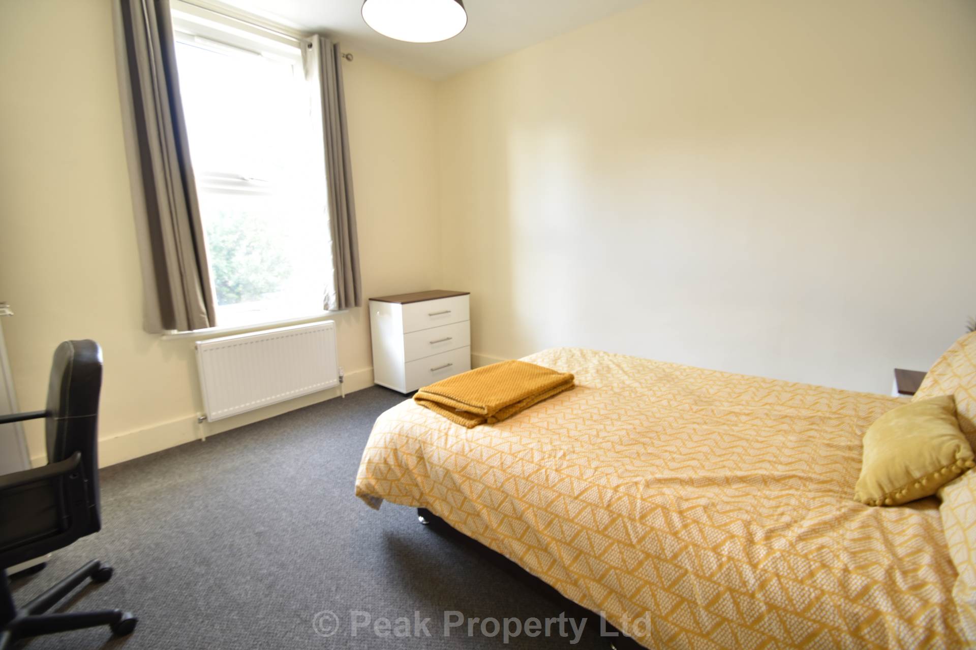 Room 3, Queens Road, Southend On Sea, Image 2