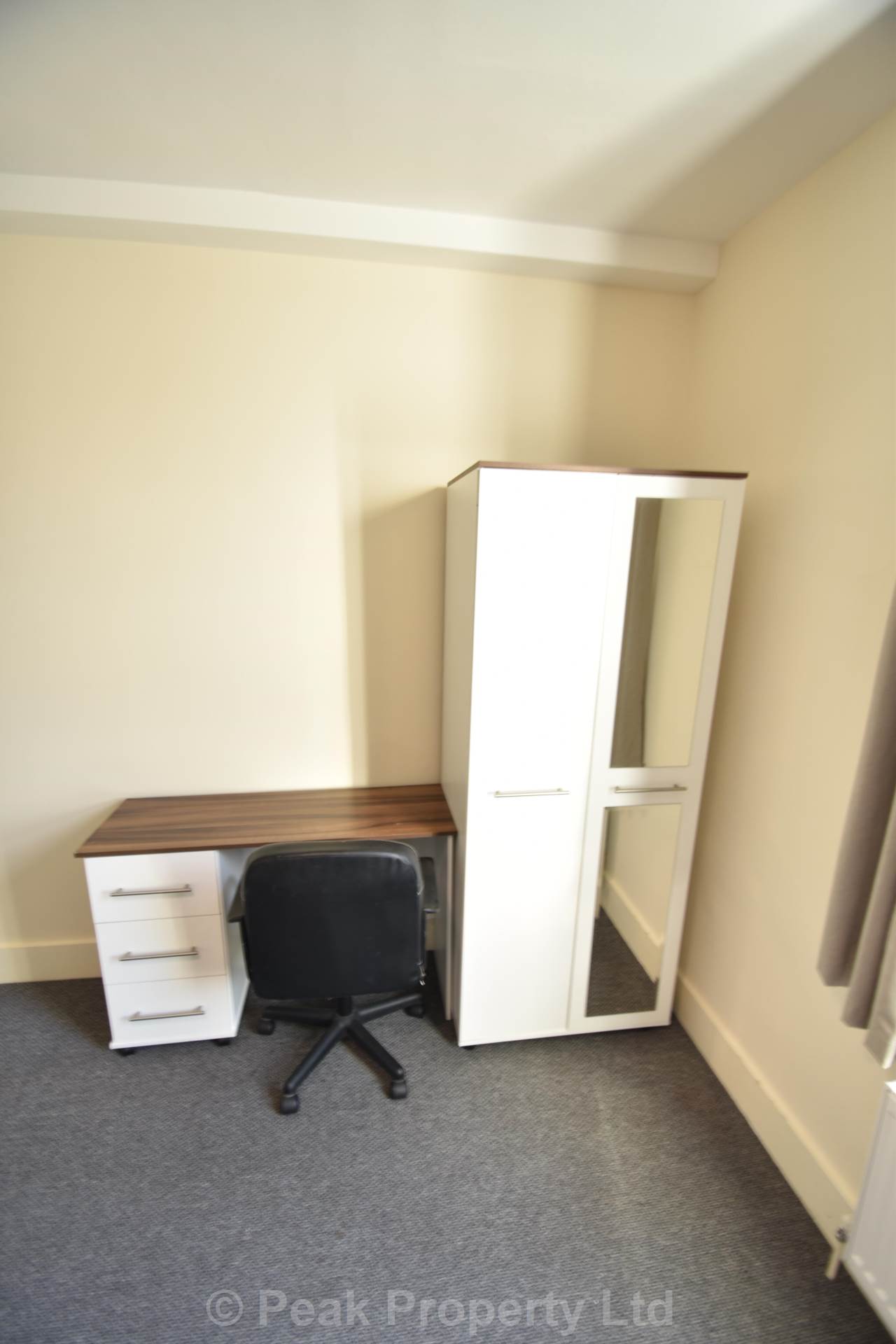Room 3, Queens Road, Southend On Sea, Image 3
