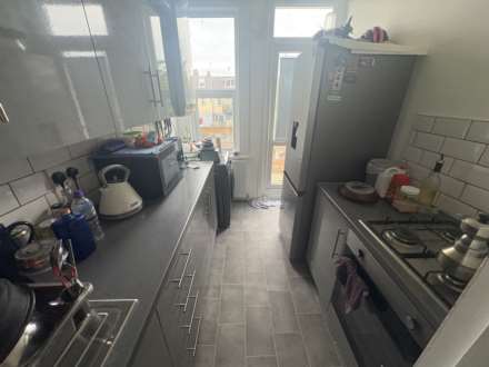 Southview Drive, Westcliff On Sea, Image 4