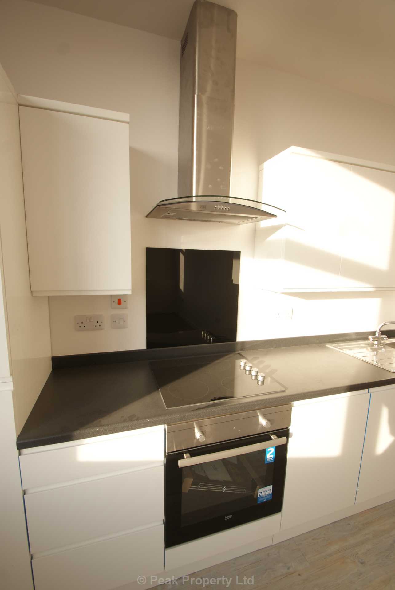 PARKING SPACE & EN-SUITE!!  The Pinnacle, Victoria Avenue, Southend On Sea, Image 5