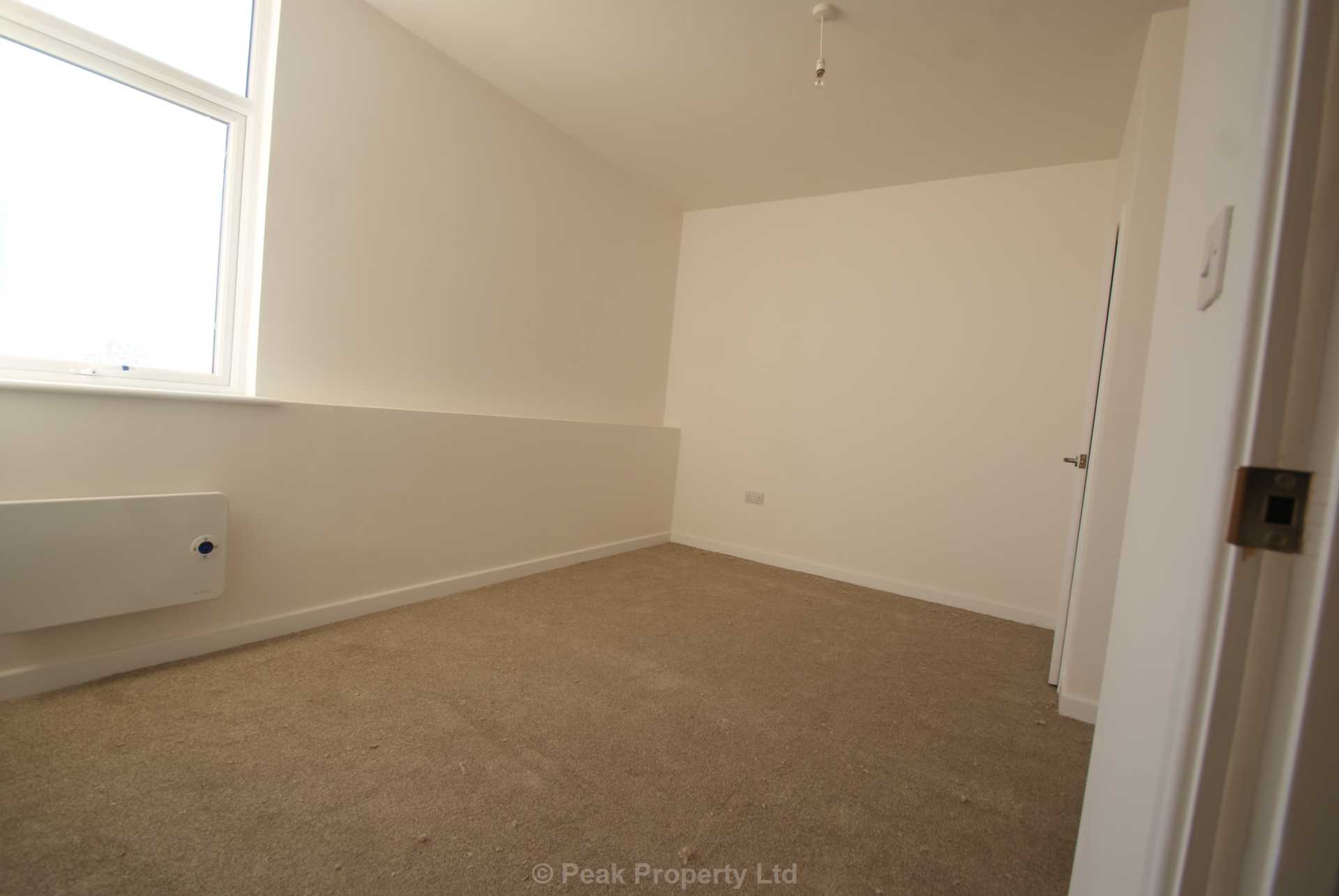 PARKING SPACE & EN-SUITE!!  The Pinnacle, Victoria Avenue, Southend On Sea, Image 6