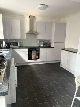 Queens Road - Southend on Sea, Image 8
