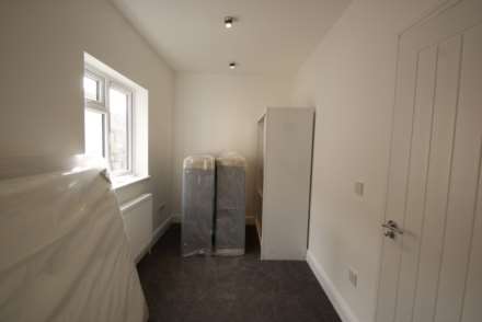 BRAND NEW - HIGH QUALITY HOUSE SHARE  - EXCELLENT LOCATION Gordon Road, Southend On Sea, Image 11