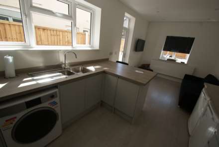 BRAND NEW - HIGH QUALITY HOUSE SHARE  - EXCELLENT LOCATION Gordon Road, Southend On Sea, Image 19