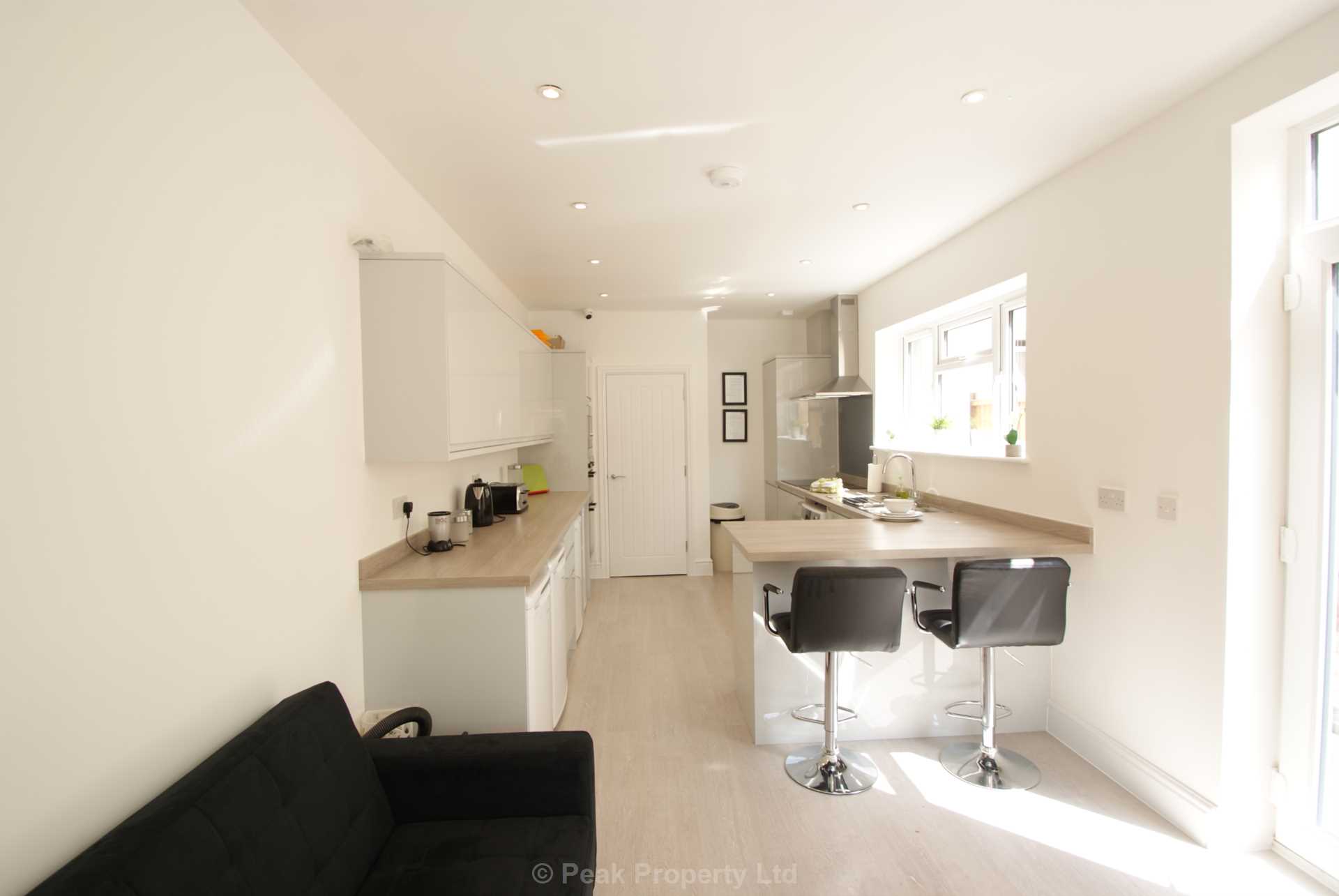 EXCELLENT LOCATION Gordon Road, Southend On Sea, Image 10
