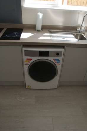 EXCELLENT LOCATION Gordon Road, Southend On Sea, Image 10
