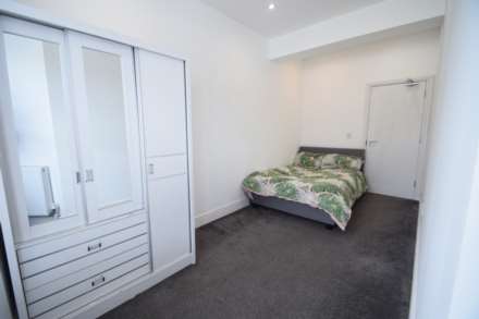 ROOM 6 - EXCELLENT LOCATION Gordon Road, Southend On Sea