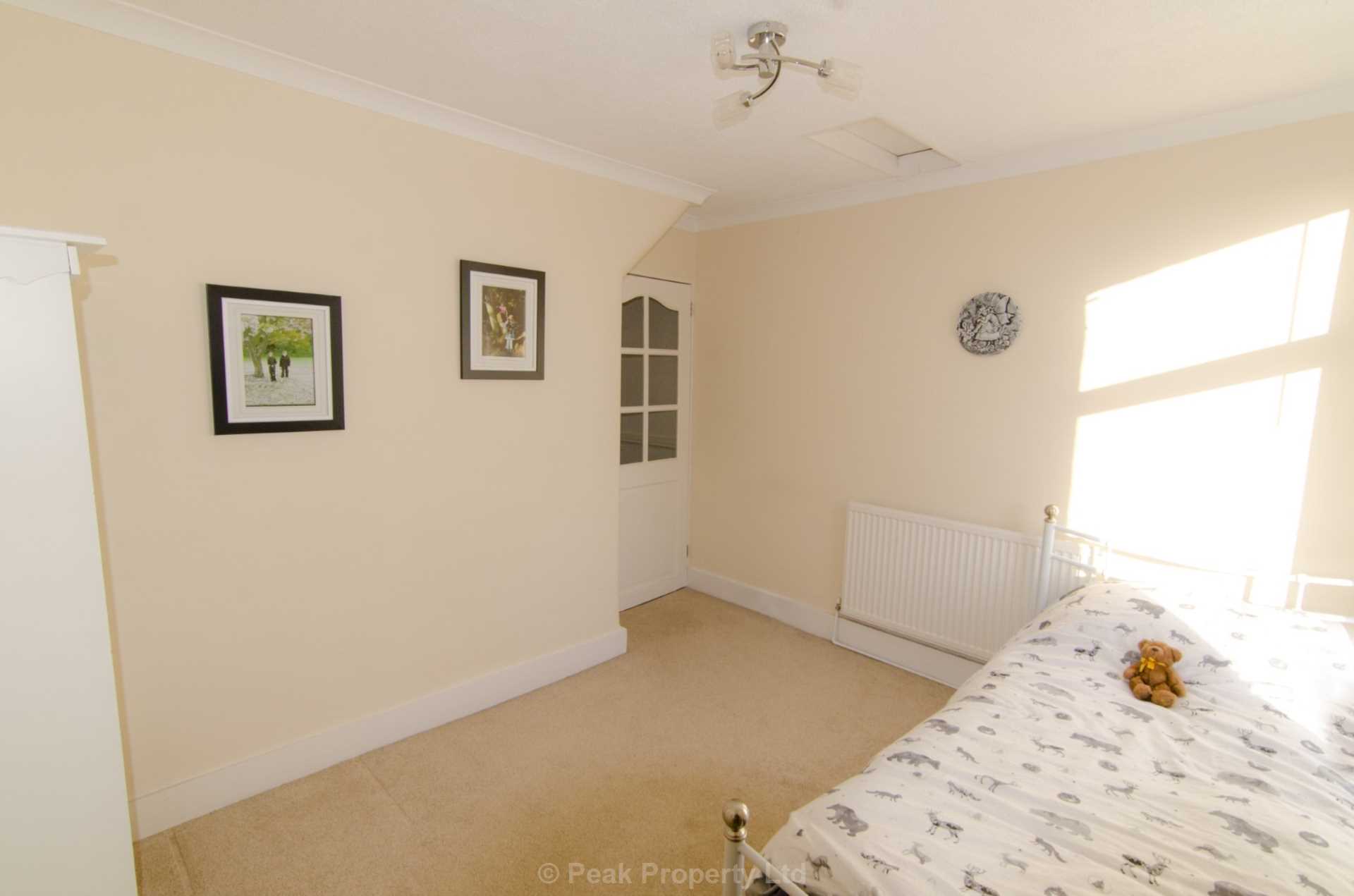 Hillcrest Road, Southend On Sea, Image 3