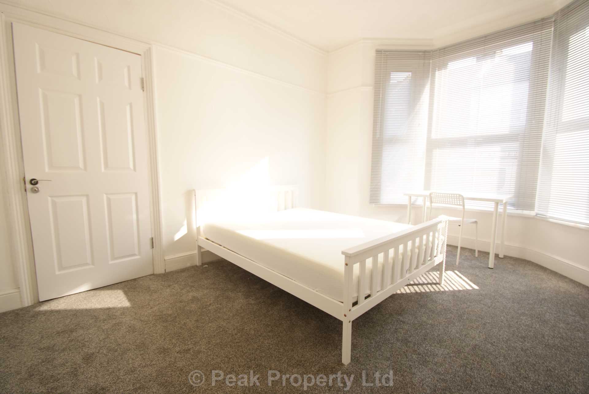 STUDENT HOUSE SHARE   - Room 1, Napier Avenue, Southend On Sea, Image 1