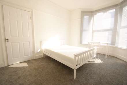 STUDENT HOUSE SHARE   - Room 1, Napier Avenue, Southend On Sea, Image 1
