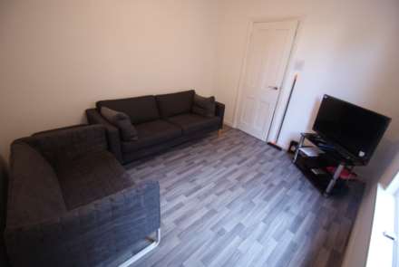 STUDENT HOUSE SHARE - ROOM 5,  Napier Avenue, Southend On Sea, Image 2