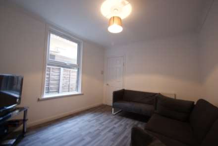 STUDENT HOUSE SHARE - ROOM 5,  Napier Avenue, Southend On Sea, Image 3