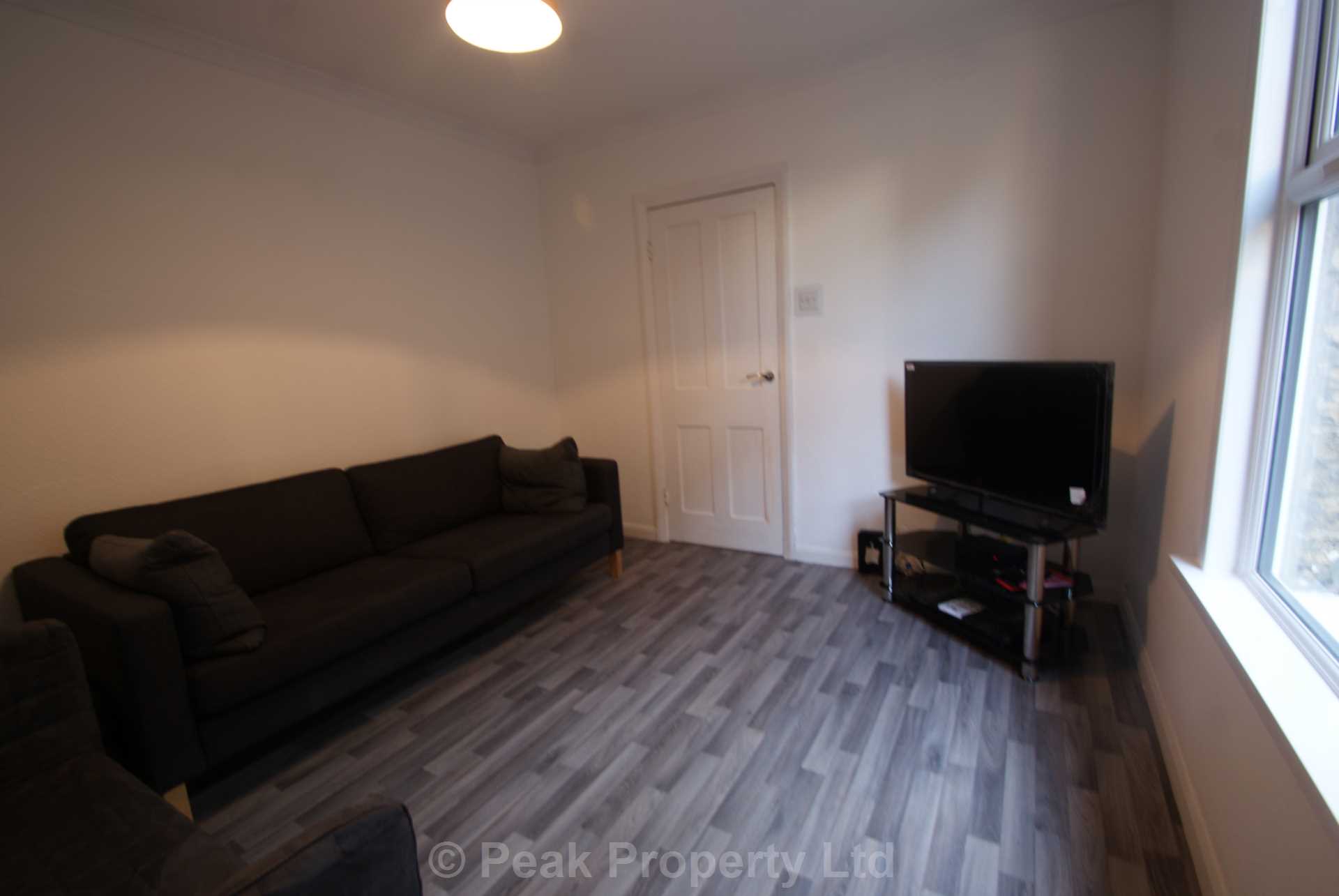 STUDENT HOUSE SHARE  - Room 2, Napier Avenue, Southend On Sea, Image 3