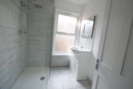 STUDENT HOUSE SHARE  - Room 2, Napier Avenue, Southend On Sea, Image 6