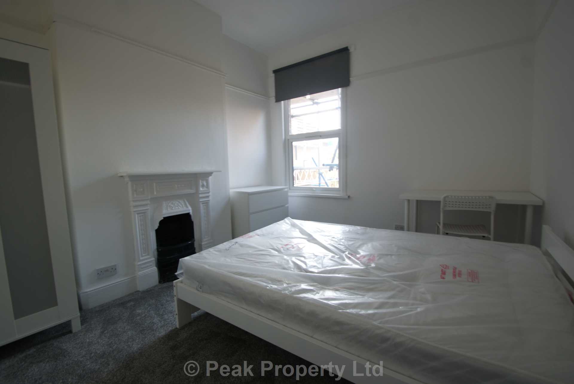 STUDENT HOUSE SHARE  - Room 4, Napier Avenue, Southend On Sea, Image 1