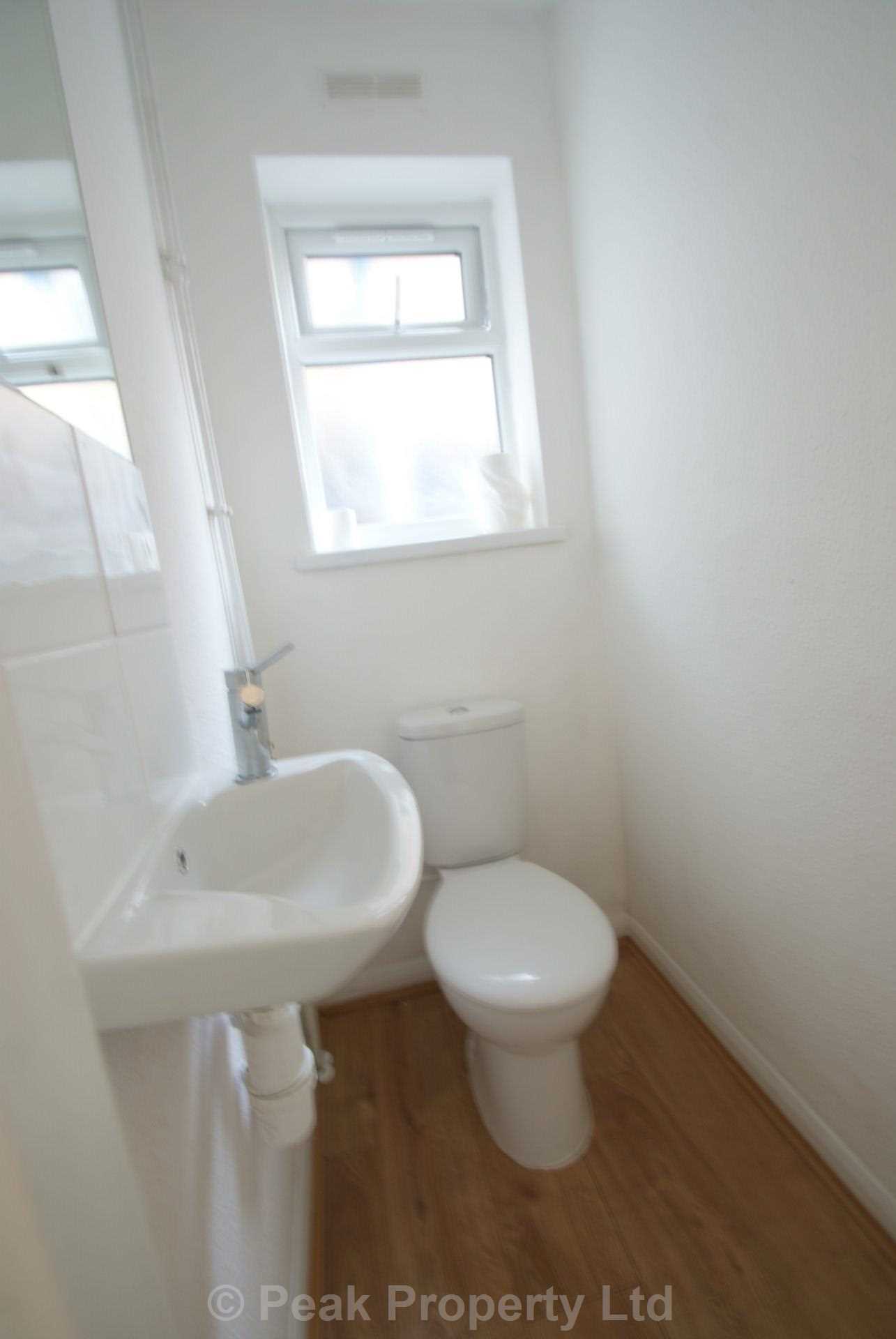 STUDENT HOUSE SHARE  - Room 4, Napier Avenue, Southend On Sea, Image 5