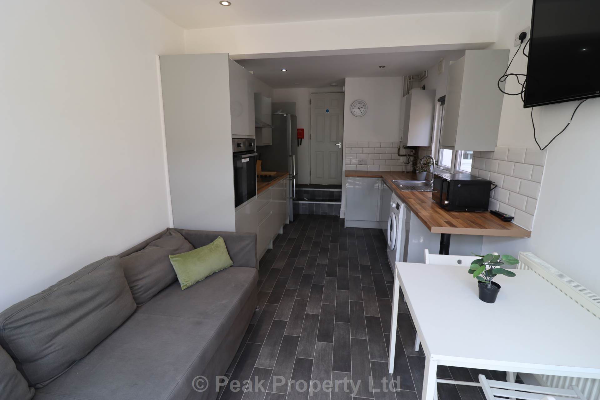 Ground Floor Room - Room 2, St. Anns Road, Southend On Sea, Image 4