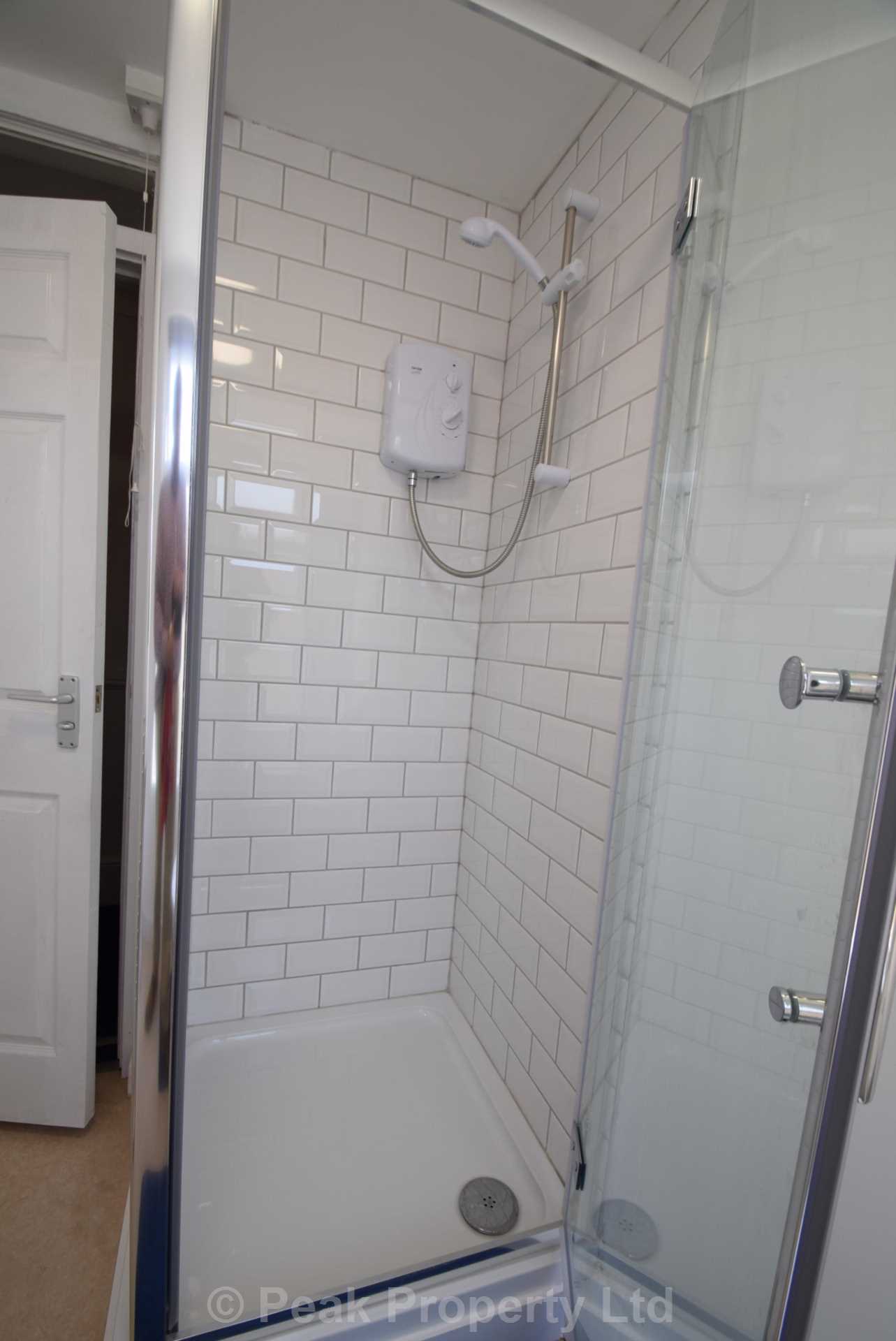 Room 4 Hillcrest Road, Southend-on-Sea, Image 8