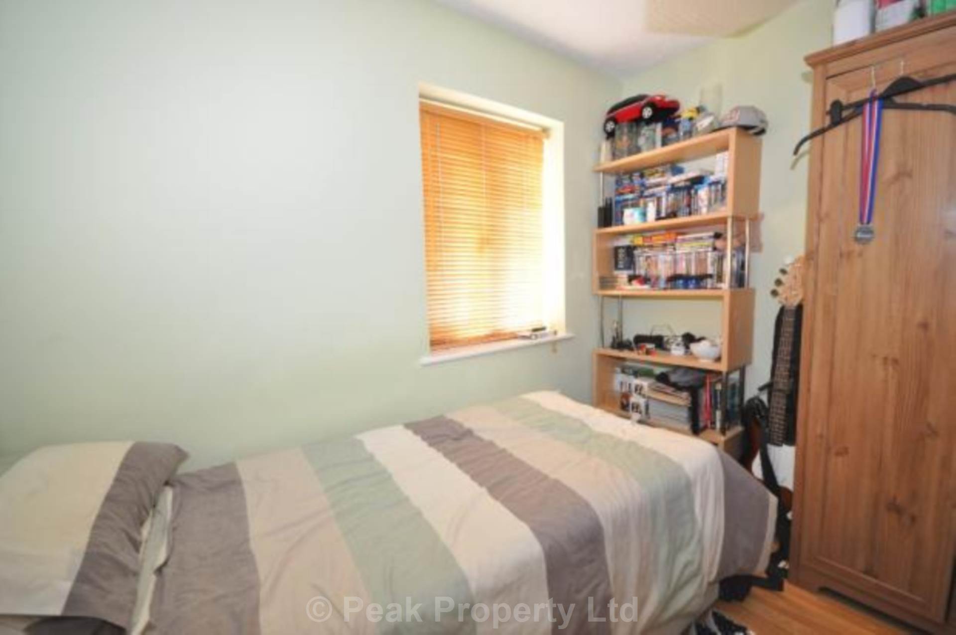 Woodberry Road, Essex, Image 11