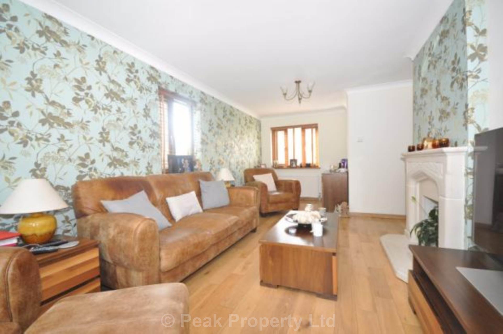 Woodberry Road, Essex, Image 2