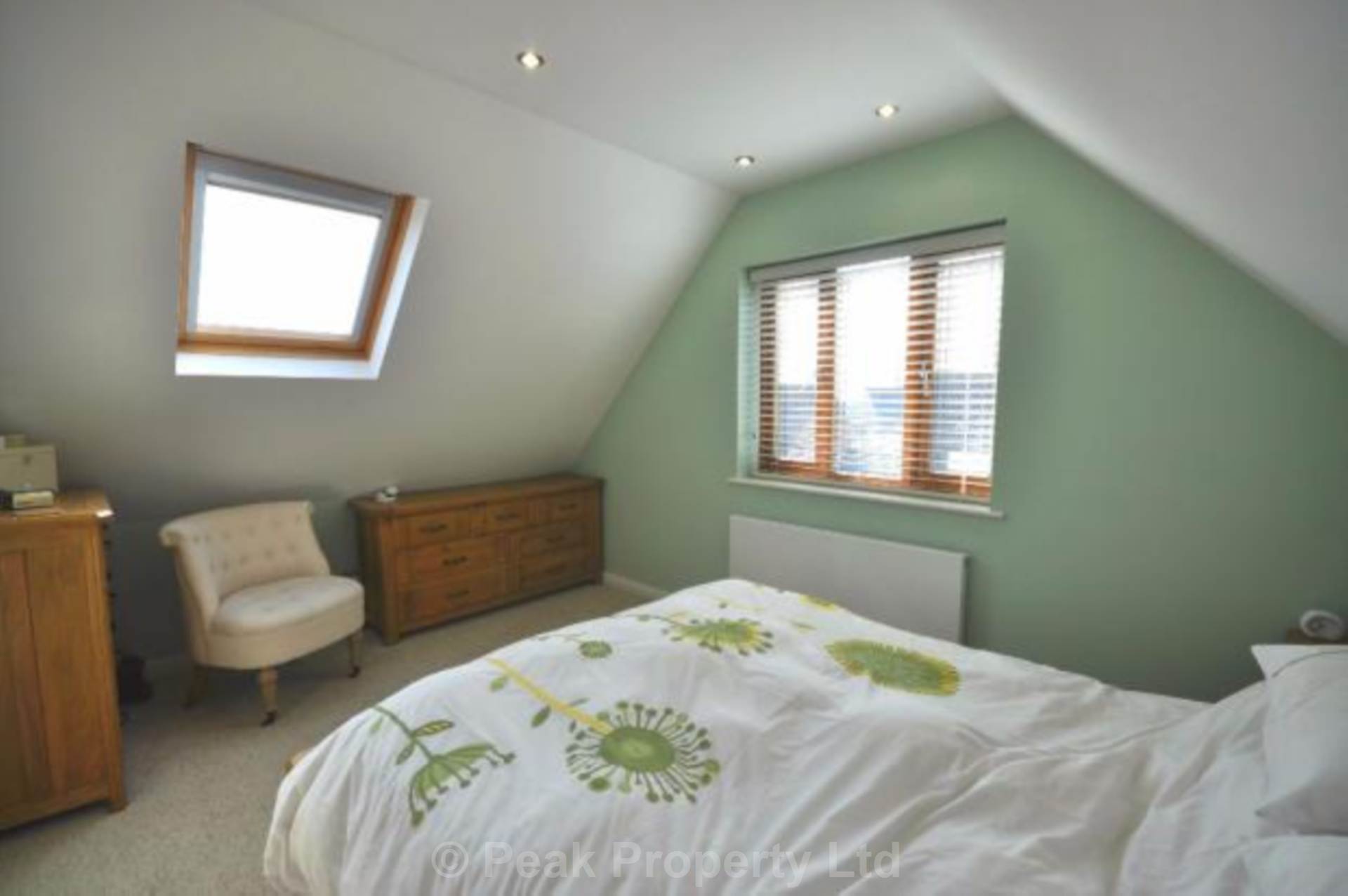 Woodberry Road, Essex, Image 8