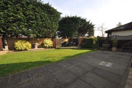 Woodberry Road, Essex, Image 14