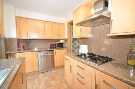 Woodberry Road, Essex, Image 3