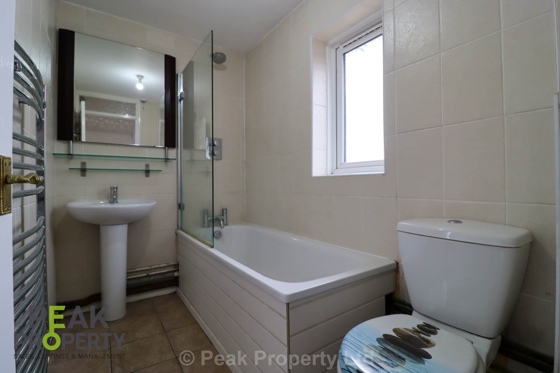 Woodcotes, Shoeburyness, Image 6