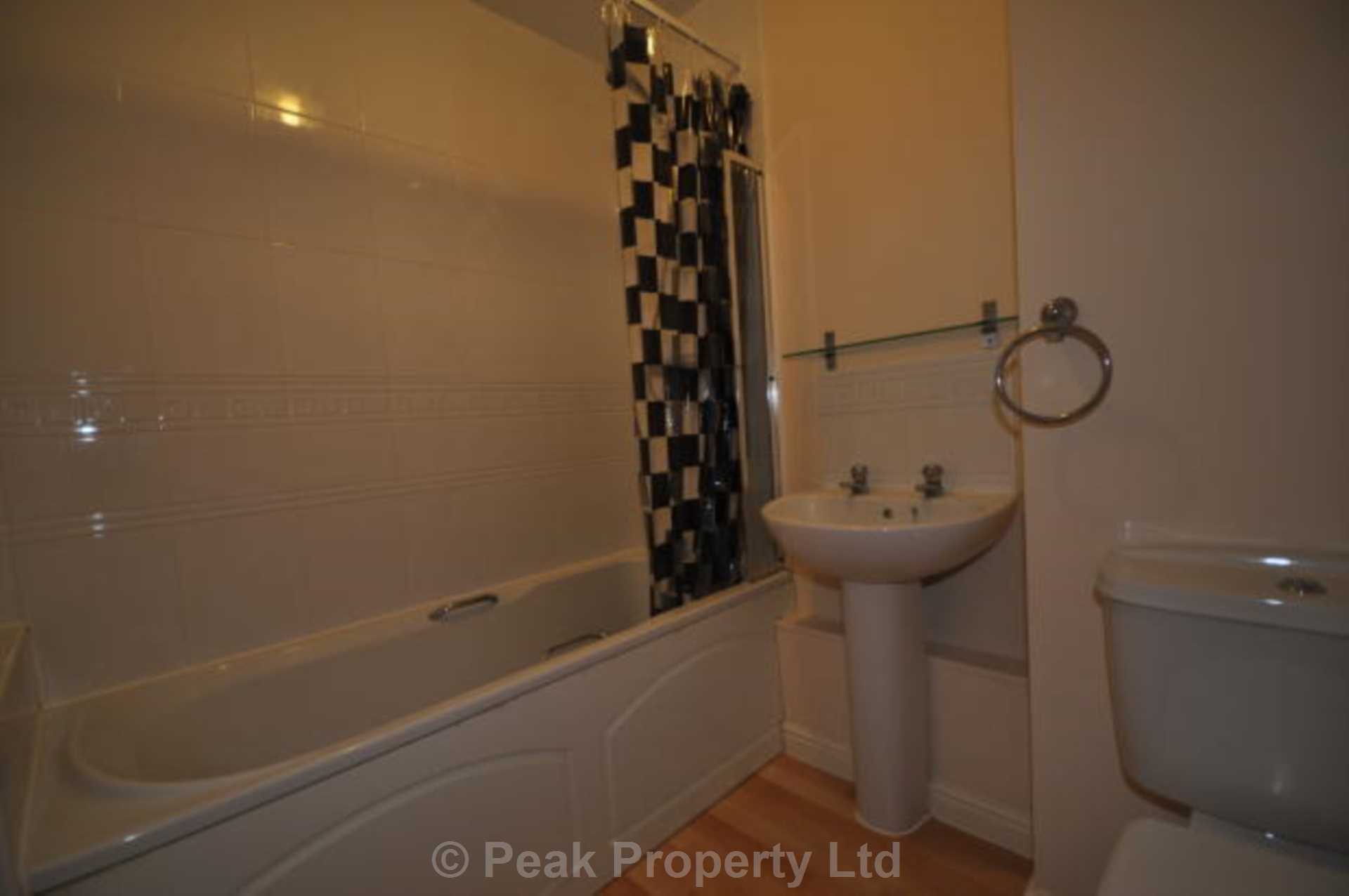 Rocheforte House Roche Close, Essex, Image 5