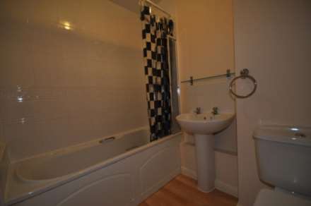 Rocheforte House Roche Close, Essex, Image 5