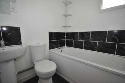 West Road, Westcliff-On-Sea, Image 6