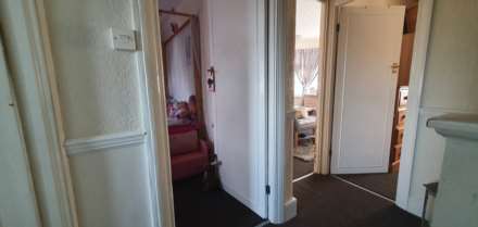 Prince Avenue, Westcliff-On-Sea, Image 10